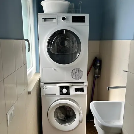 Lägenhet Terrazza Puglia Con Jacuzzi Bari Aeroporto *