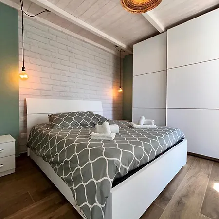 Terrazza Puglia Con Jacuzzi Bari Aeroporto *