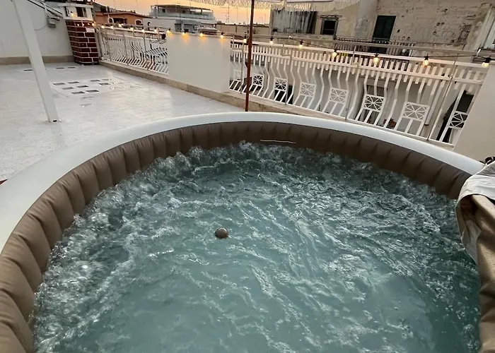Terrazza Puglia Con Jacuzzi Bari Aeroporto Appartement *